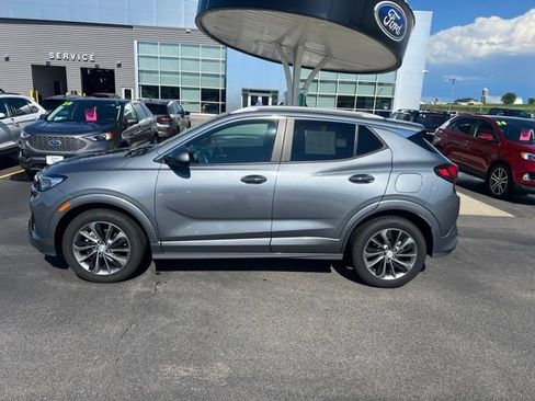 Used 2021 Buick Encore GX Select w/ Sport Touring Package FWD image 8