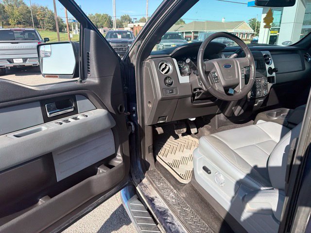 Used 2014 Ford F150 XLT w/ Equipment Group 302A Luxury AWD/4WD image 38