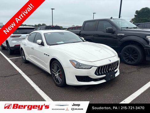 Used 2018 Maserati Ghibli S Q4 AWD/4WD image 1