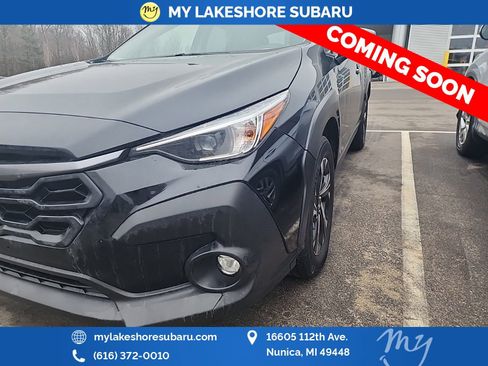 Used 2024 Subaru Crosstrek 2.0i Premium image 3