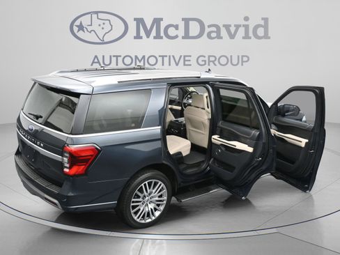 Used 2023 Ford Expedition Platinum RWD image 55