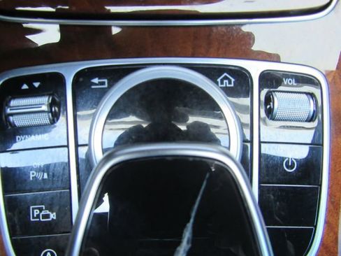 Used 2019 Mercedes-Benz E 450 4MATIC Sedan w/ Premium Package image 46