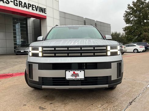 Used 2025 Hyundai Santa Fe SEL image 4