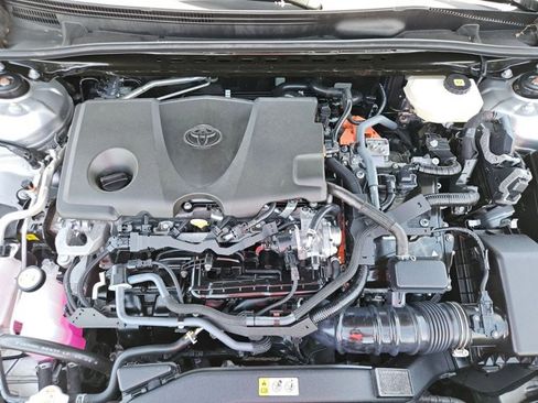 Used 2025 Toyota Camry LE FWD image 26