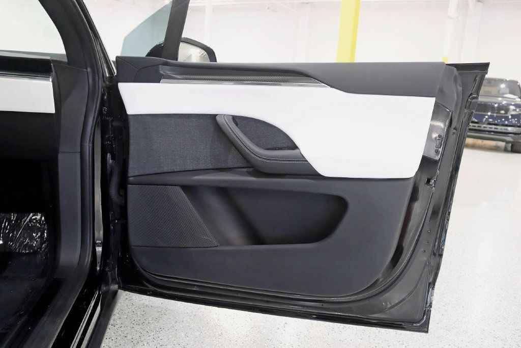 Used 2022 Tesla Model X Plaid AWD/4WD image 34
