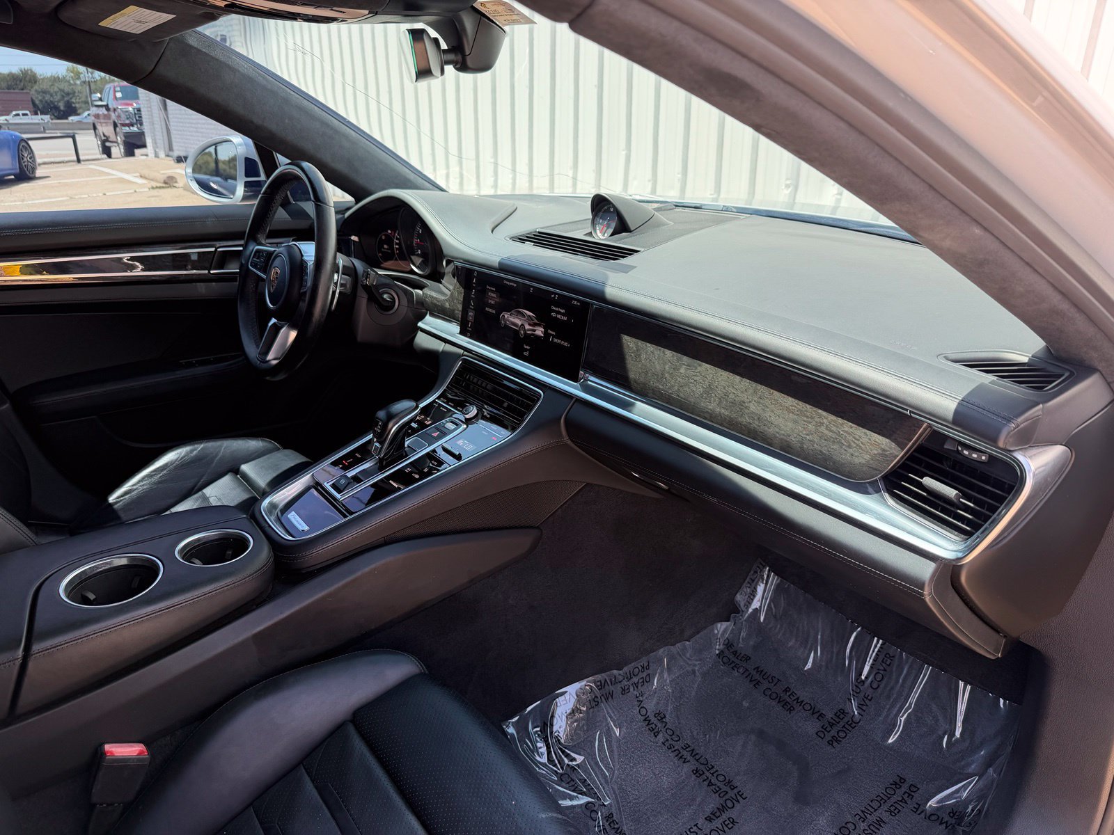 Used 2017 Porsche Panamera Turbo AWD/4WD image 18