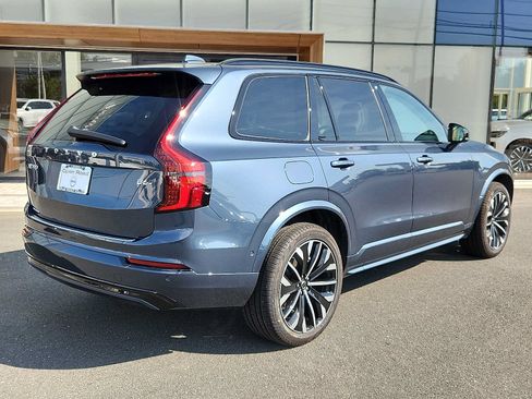 Used 2026 Volvo XC90 B6 Ultra w/ Protection Package Premier AWD/4WD image 6