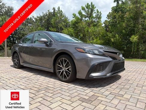 Certified 2024 Toyota Camry SE w/ Convenience Package FWD image 1