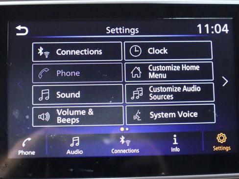Used 2021 Nissan Versa SV FWD image 19