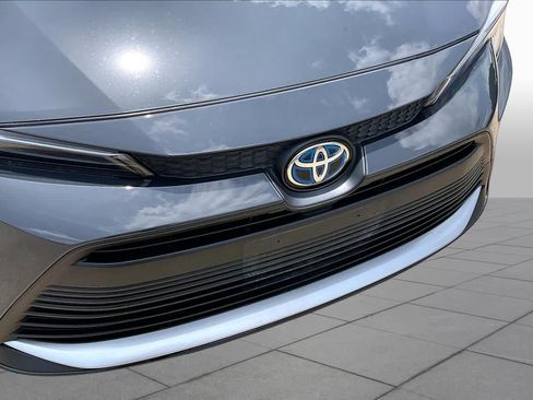 Used 2024 Toyota Corolla XLE FWD image 29