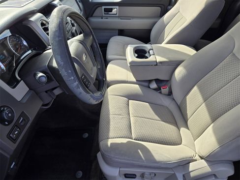 Used 2010 Ford F150 XLT image 12