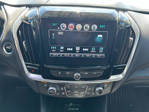 Used 2019 Chevrolet Traverse Premier w/ Redline Edition FWD image 12