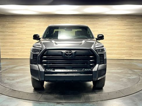 Used 2025 Toyota Tundra Limited AWD/4WD image 4