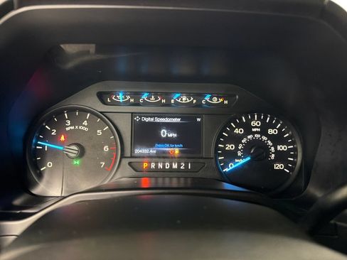 Used 2015 Ford F150 XL w/ Equipment Group 101A Mid AWD/4WD image 22