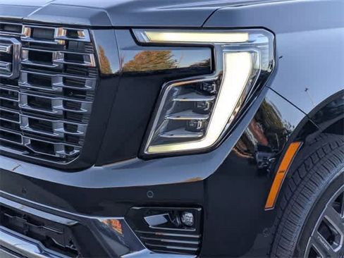 Used 2026 GMC Yukon Denali Ultimate w/ LPO, Floor Liner Package image 11