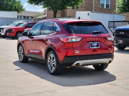 Used 2020 Ford Escape SEL image 3