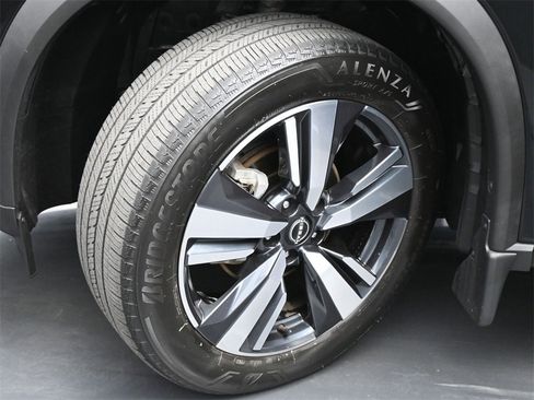 Used 2022 Nissan Rogue SL image 21