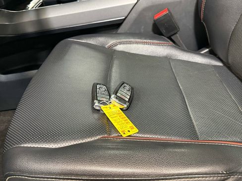 Used 2023 Ford F150 Lariat w/ Equipment Group 502A High image 21