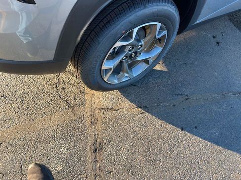 New 2026 Chevrolet Trax LT w/ LT Convenience Package image 32