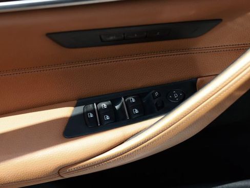 Used 2018 BMW 540i RWD image 51