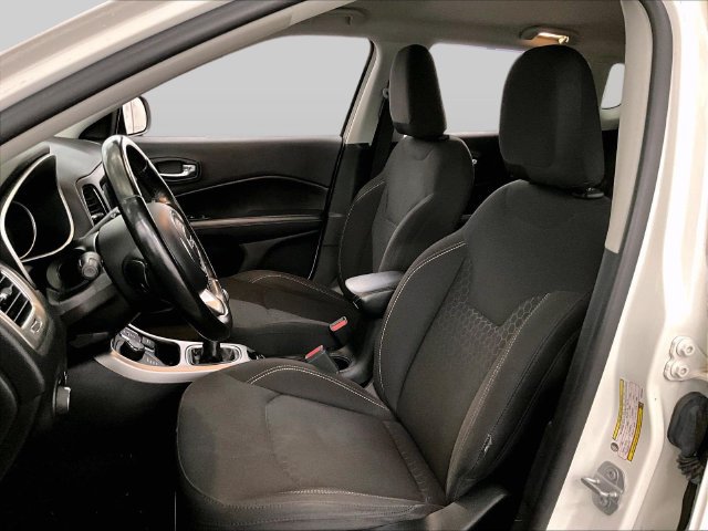 Used 2019 Jeep Compass Sport w/ Cold Weather Group AWD/4WD image 25