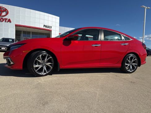 Used 2020 Honda Civic Touring image 5