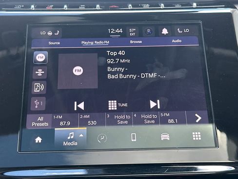 Certified 2023 Jeep Grand Cherokee Laredo w/ Luxury Tech Group I AWD/4WD image 20