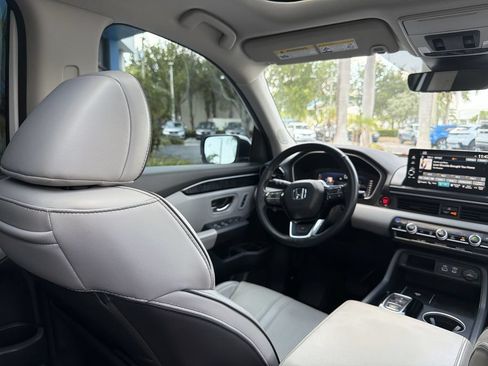 Used 2023 Honda Pilot Elite image 17