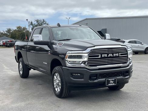 Used 2024 RAM 2500 Laramie w/ Safety Group image 7