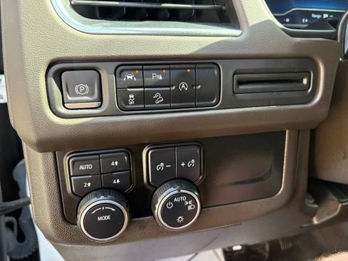 Used 2023 Chevrolet Tahoe Z71 AWD/4WD image 25