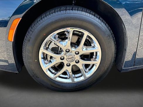 Used 2023 Chrysler Pacifica Touring-L FWD image 31