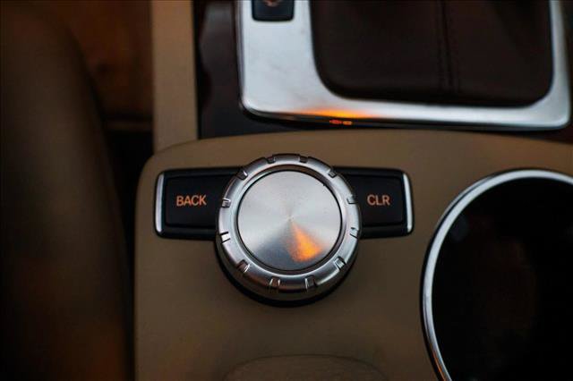 Used 2013 Mercedes-Benz C 300 4MATIC Sedan image 23