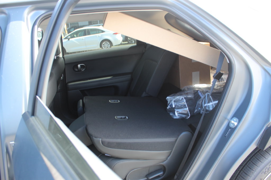 New 2026 Hyundai Ioniq 5 SEL RWD image 17