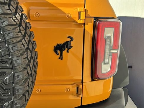 Certified 2022 Ford Bronco Wildtrak image 9