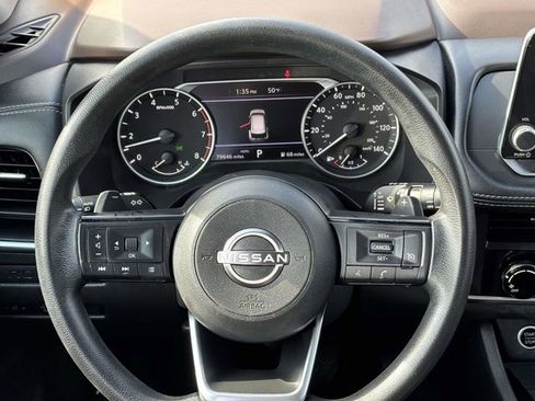 Used 2023 Nissan Rogue S image 22