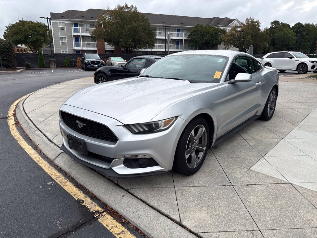 Used 2015 Ford Mustang Coupe w/ Equipment Group 051A RWD image 3