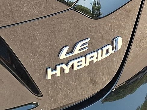 Used 2024 Toyota Corolla LE image 34