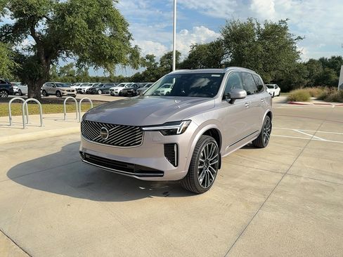 Used 2026 Volvo XC90 B6 Plus w/ Protection Package Premier image 2