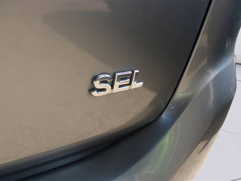 Used 2022 Mitsubishi Outlander SEL image 32