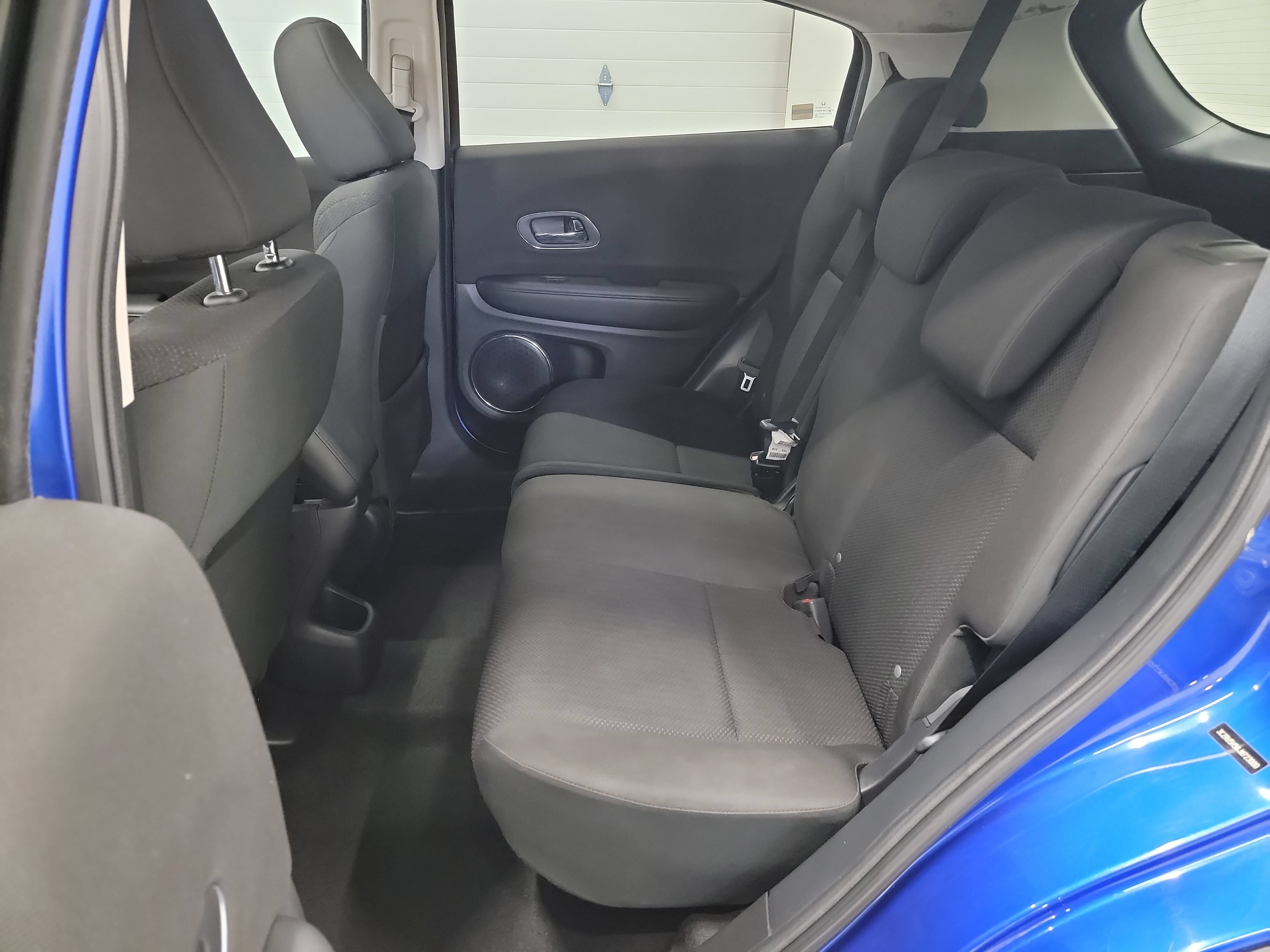 Used 2018 Honda HR-V EX image 28