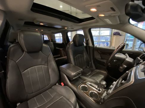 Used 2016 GMC Acadia Denali image 29