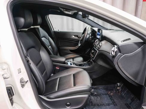 Used 2020 Mercedes-Benz GLA 250 image 23