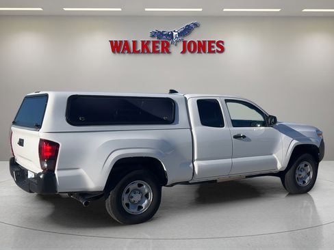 Used 2023 Toyota Tacoma SR image 3