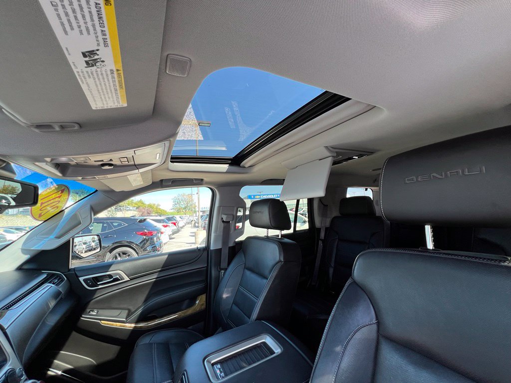 Used 2017 GMC Yukon Denali w/ Open Road Package AWD/4WD image 19