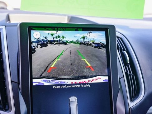 Used 2023 Ford Edge SEL w/ Convenience Package image 25