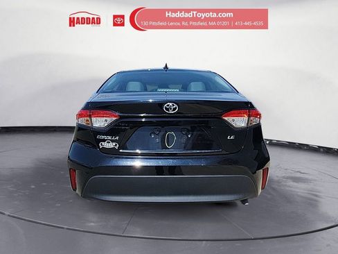 Used 2023 Toyota Corolla LE FWD image 4