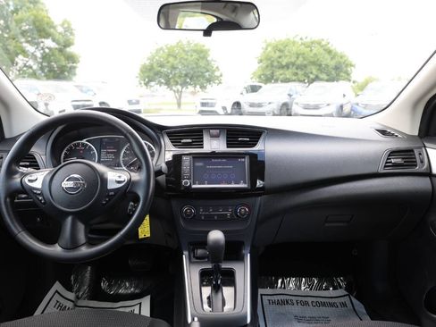 Used 2019 Nissan Sentra S FWD image 14