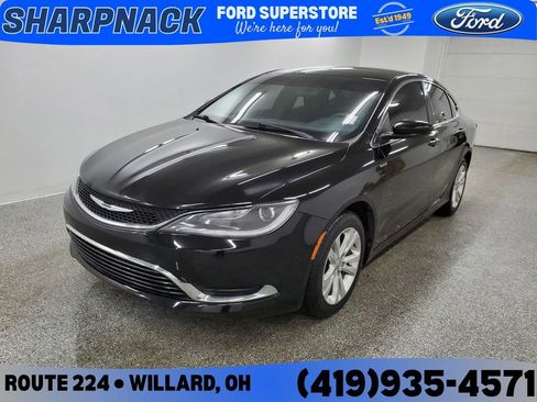 Used 2015 Chrysler 200 Limited image 1