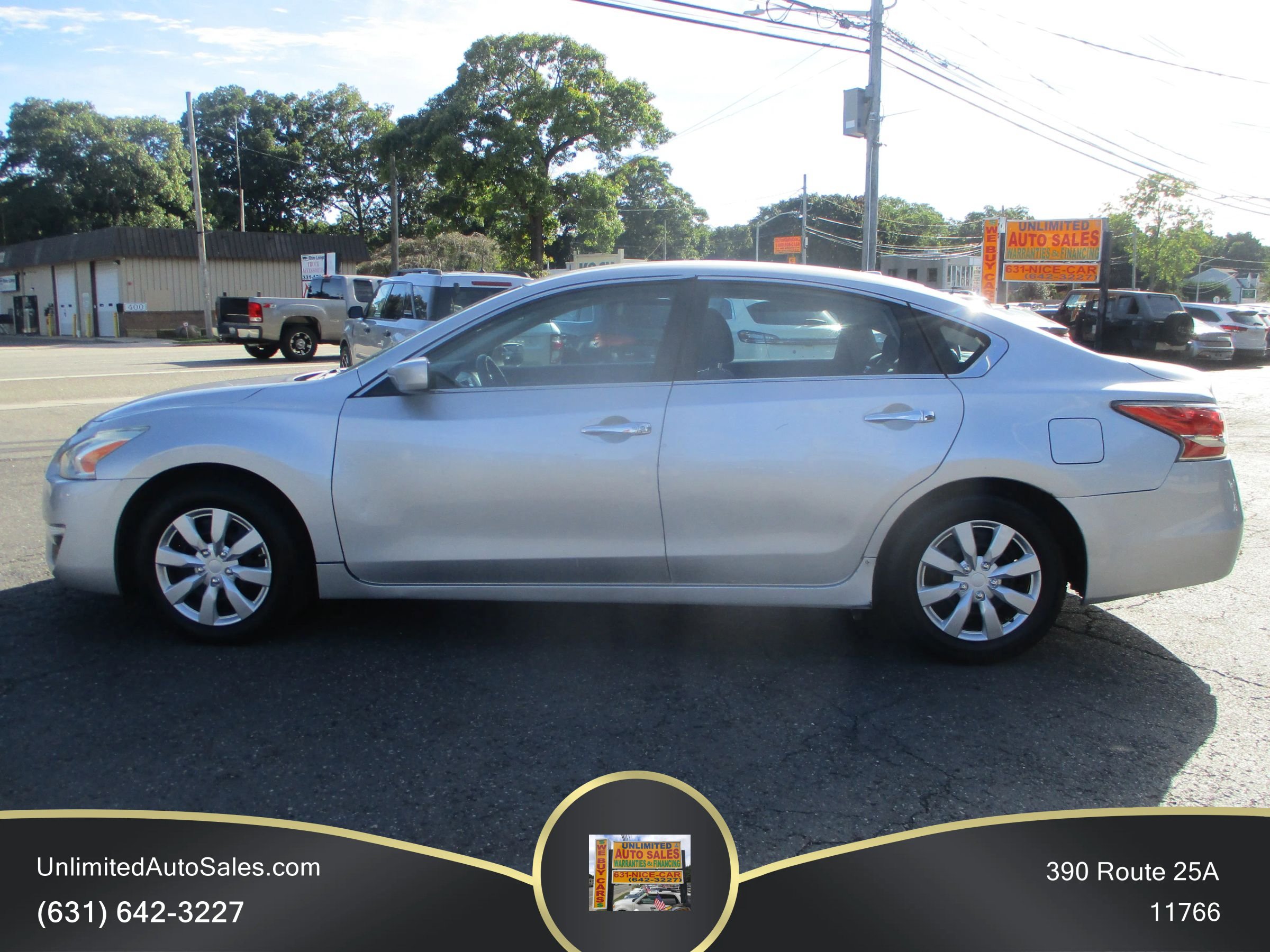 Used 2015 Nissan Altima 2.5 S w/ Power Driver Seat Package FWD image 3