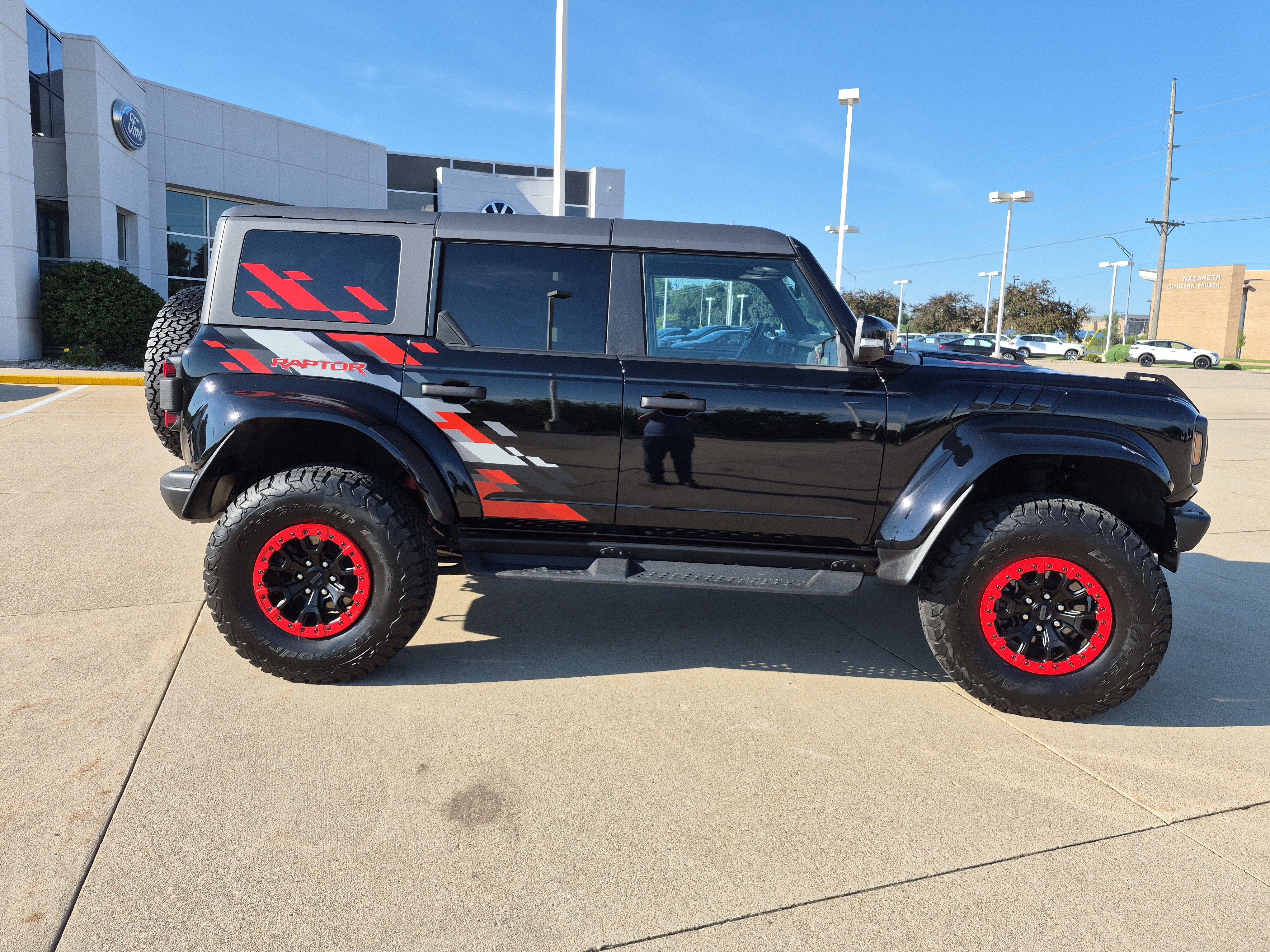 Used 2024 Ford Bronco Raptor AWD/4WD image 3